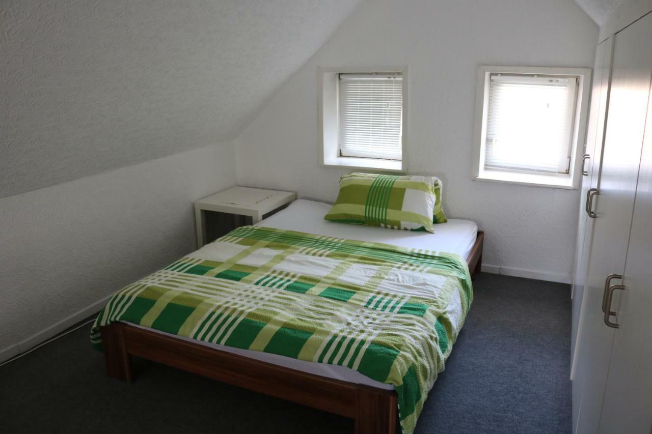 Kleines, Gemuetliches Haeuschen Apartment Мьонхенгладбах Екстериор снимка